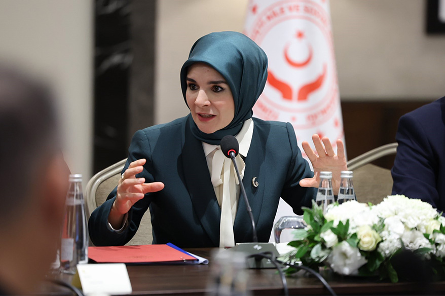 Bakan Göktaş: "Çocuklarımızı korumak için yeni sosyal medya düzenlememizi hayata geçiriyoruz"