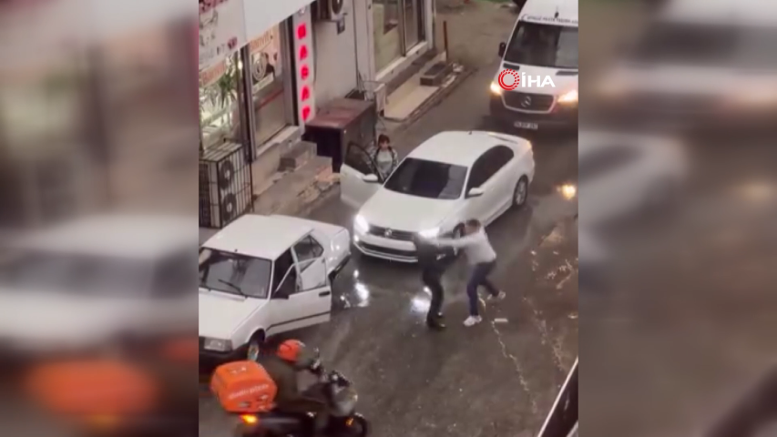 İzmir’de trafik tartışması: Döner bıçağı ile kovaladı