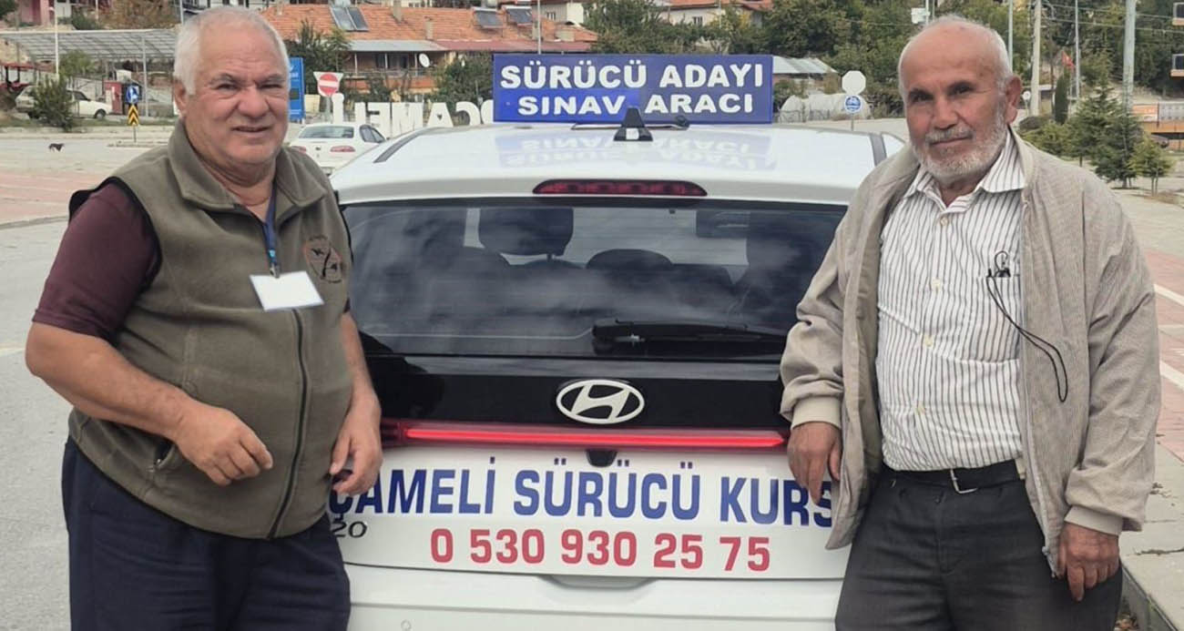 70 yaşında hem araba hem motosiklet ehliyeti aldı