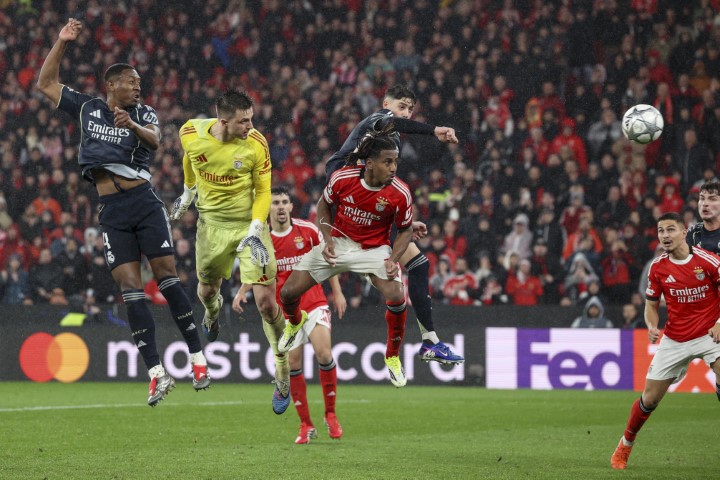 Benfica 90+8’de adını ilk 24’e yazdırdı