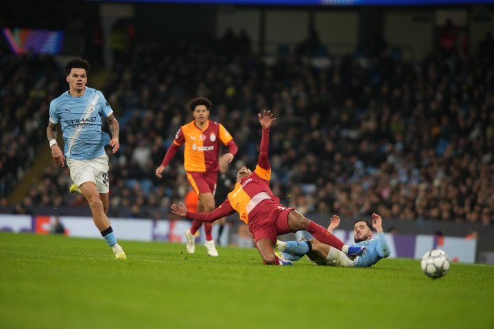Galatasaray Şampiyonlar Ligi'nde play-off turuna kaldı! Muhtemel rakipler belli oldu