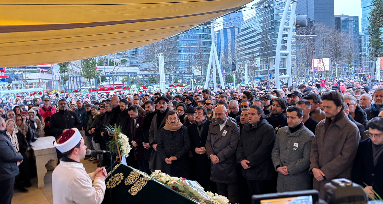 Şarkıcı Fatih Ürek son yolculuğuna uğurlandı