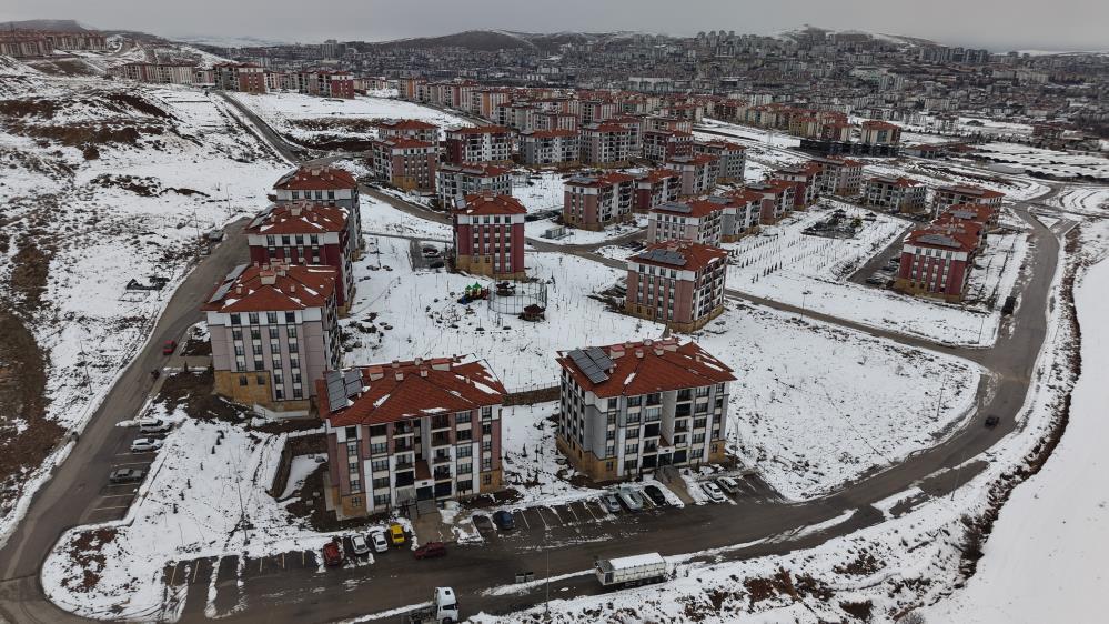 Asrın inşasında Elazığ’da 14 bin konut yapıldı