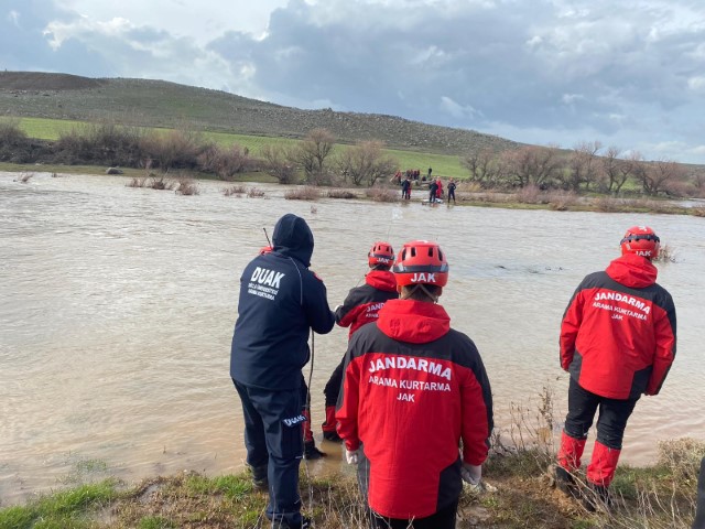 13 gündür aranan kadının cansız bedeni bulundu