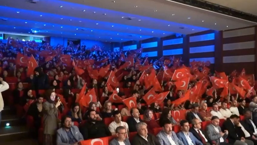 Başakşehir Gençlik Marşı sosyal medyada büyük beğeni topladı