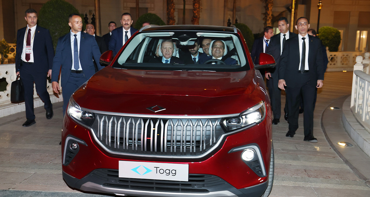 Fenerbahçe'nin yeni transferi N'Golo Kante, İstanbul'da