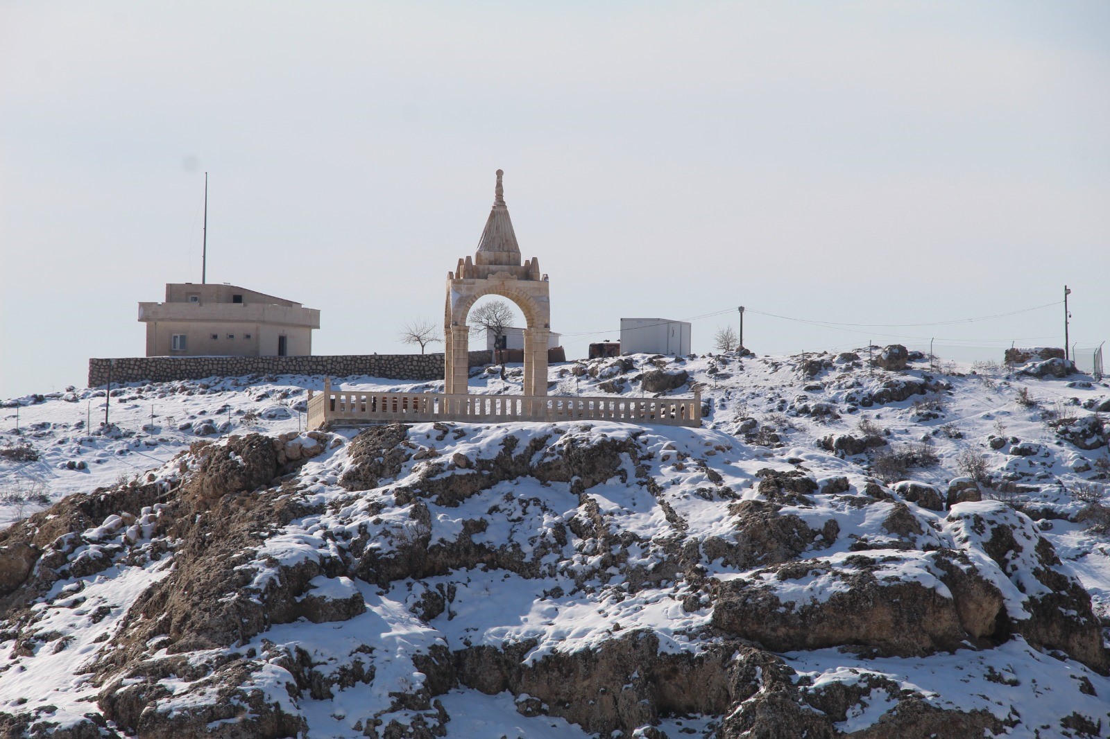 Gabar Dağı eteklerindeki Mağara köyü yeniden canlanıyor