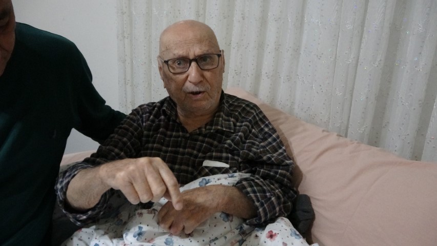 6 Şubat’ta kepçeyle gittiği enkazdan annesinin cenazesini çıkartan operatör o anları anlattı