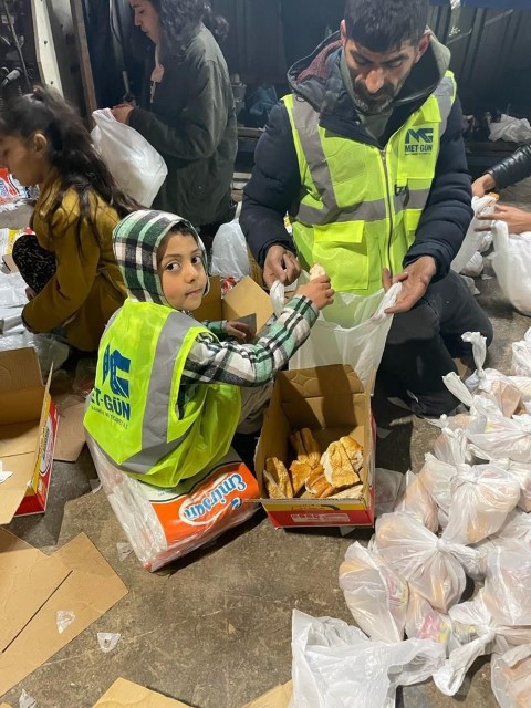 Körfezray şantiyesinde deprem şehitleri anıldı: Bölgeye 100 milyon liralık destek sağlandı