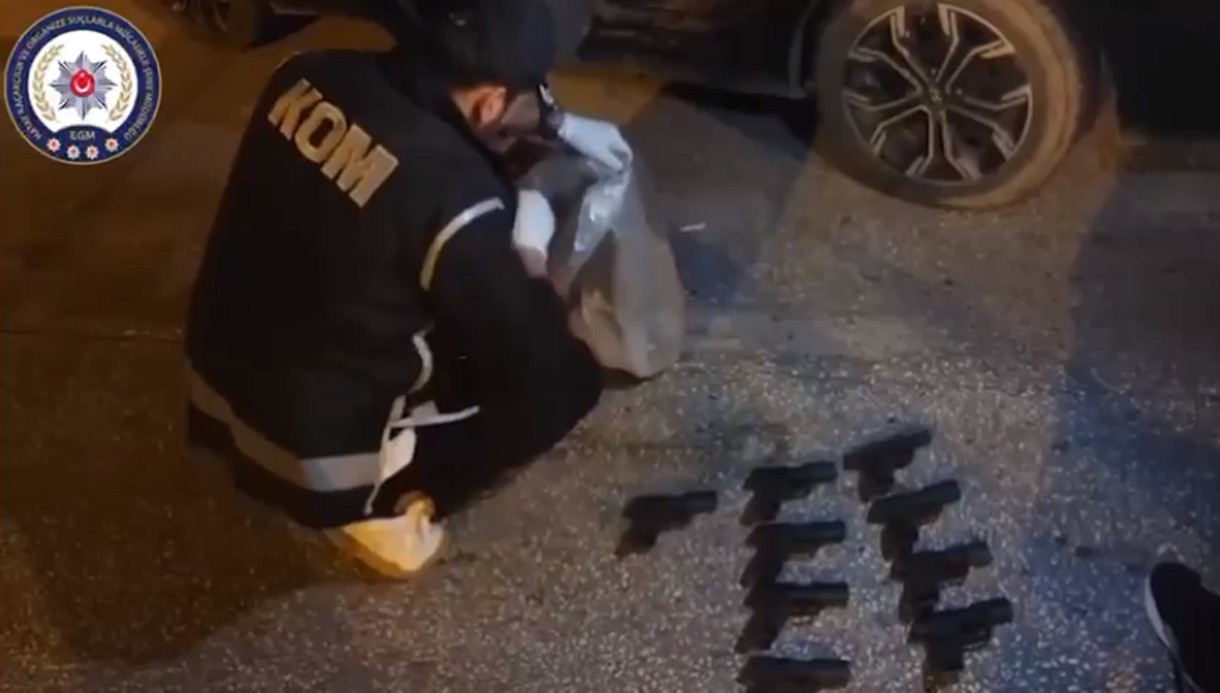 Esnafı haraca bağlayan ’Dönmezler’ suç örgütüne operasyon