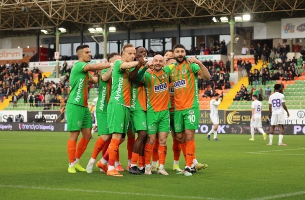 Beşiktaş ile Alanyaspor 20. randevuda