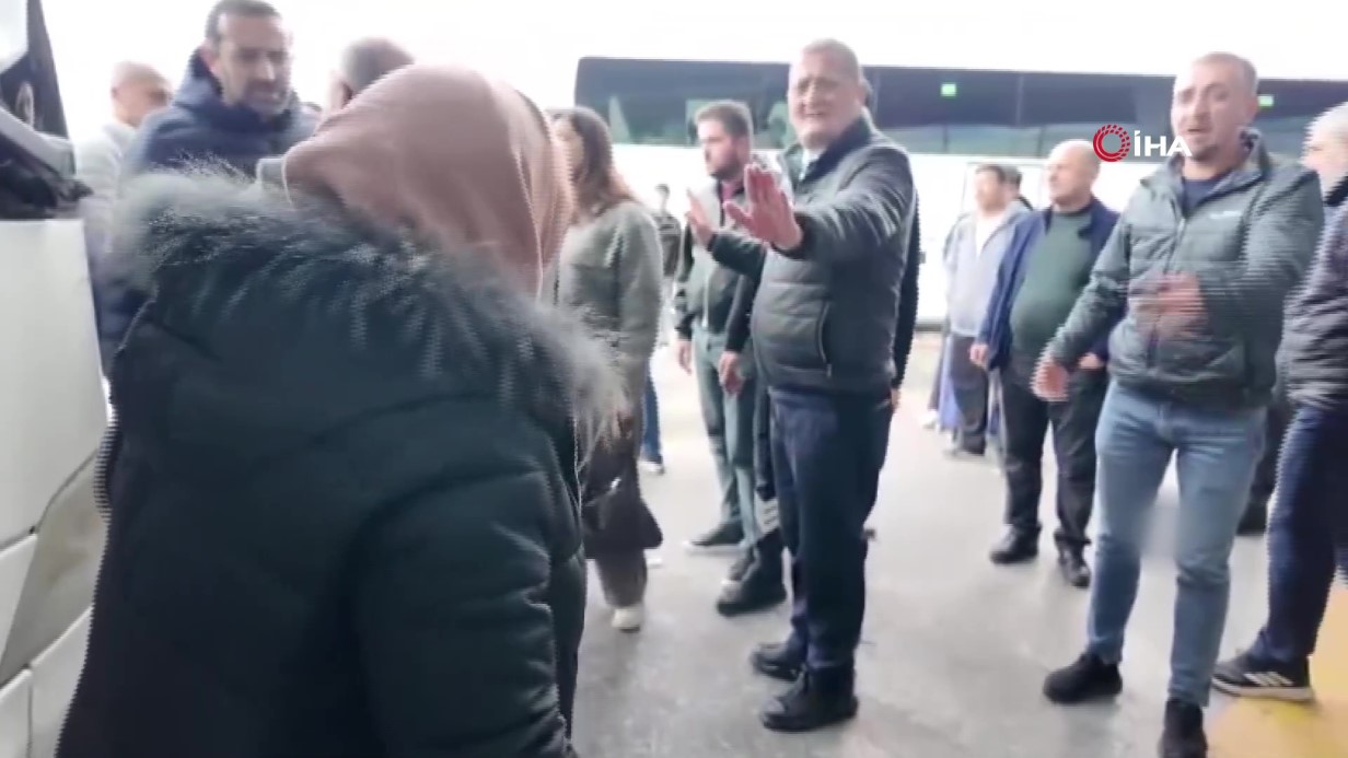 AŞTİ’de yaşanan gerginliği görüntüleyen gazeteciye müdahale arbedeye neden oldu