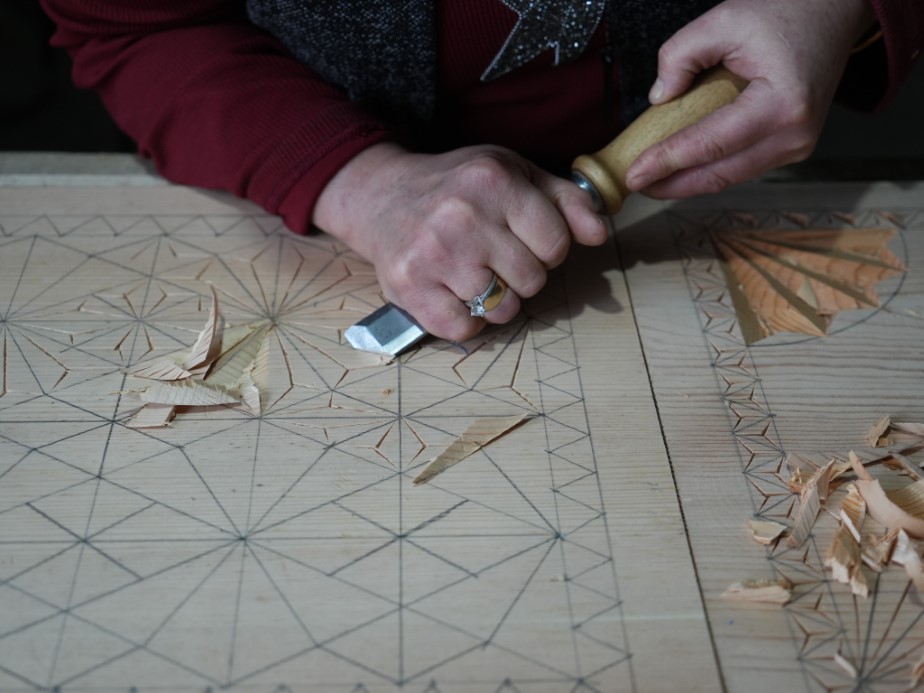 Hobi olarak başladı, siparişler ülke geneline yayıldı: Selçuklu ve Osmanlı motifli ürünlere yoğun talep