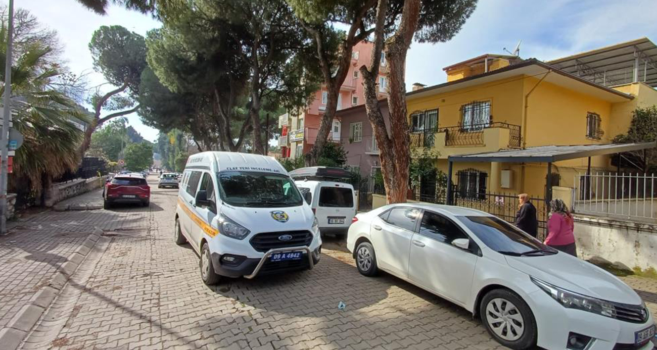Yaşlı çift evinde bıçaklanarak öldürülmüştü: "Evde boş altın keseleri bulundu"