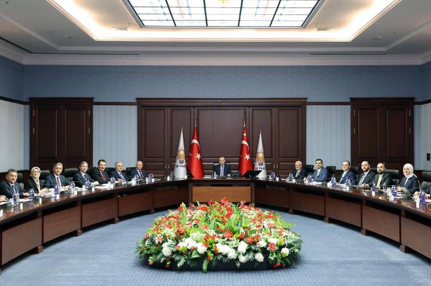 AK Parti MYK başladı