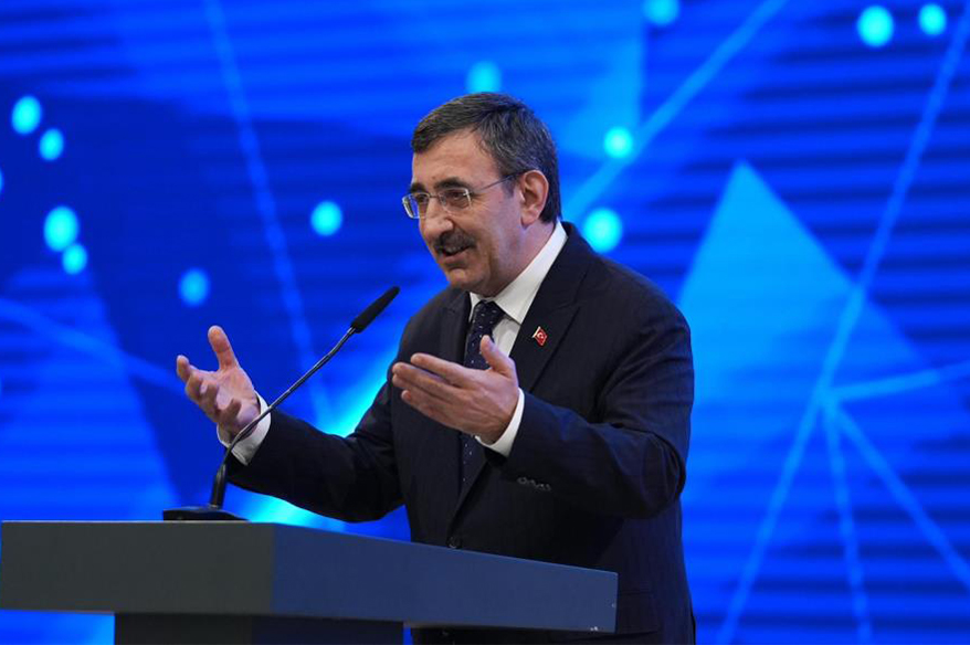 Cumhurbaşkanı Yardımcısı Yılmaz: "Aziz milletimiz, TBMM’de bu tür görüntüleri hak etmiyor"