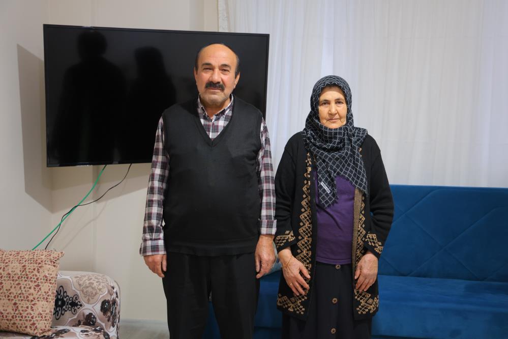 Cumhurbaşkanı Erdoğan’ın açıkladığı ödeme kolaylığı, köy evlerine taşınan depremzedeleri de sevindirdi