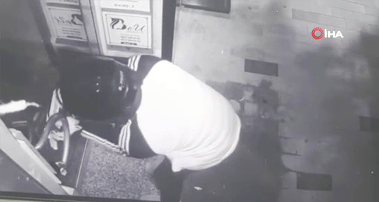 Bakırköy’de iş merkezi girişine el bombası asıldı, polis alarma geçti