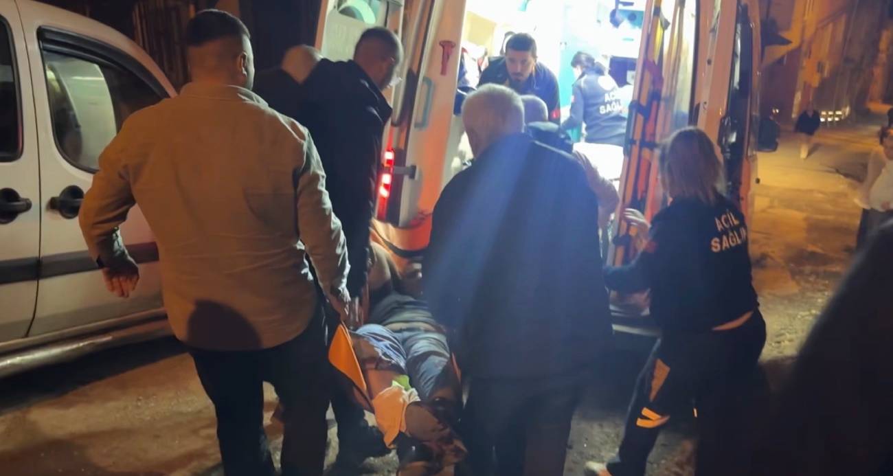 Çorum’da ev yangını: Mahsur kalan aileyi itfaiye kurtardı