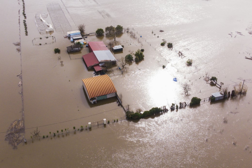 Nils Fırtınası, İspanya ve Portekiz'i kırmızı alarma geçirdi