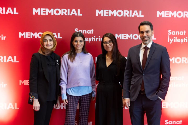 Hastane atıklarından doğan portreler Memorial Göztepe’de ikinci kez hayat buluyor