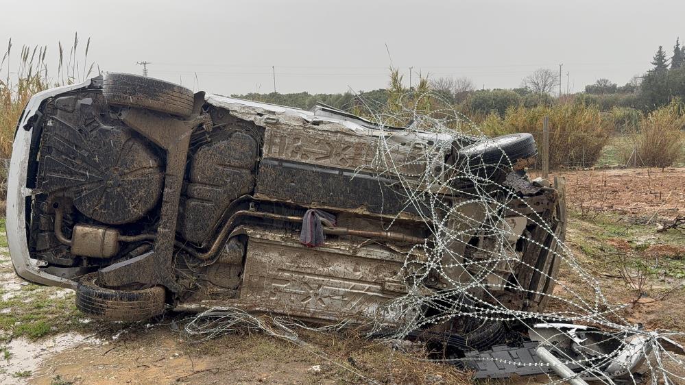 Tarsus’ta yağış kazaya neden oldu