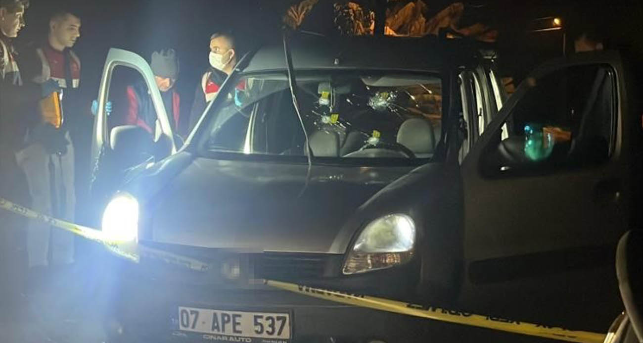 Alanya’da seyir halindeki araca silahlı saldırı: 1 ölü