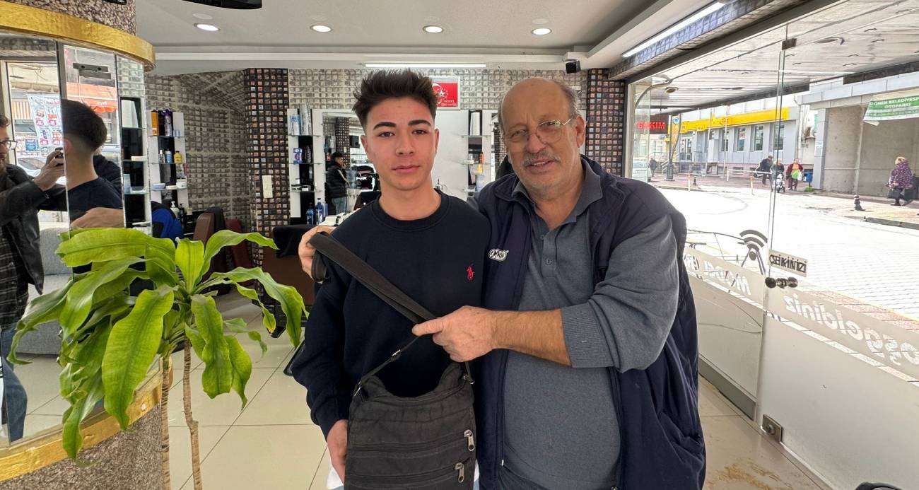 Bankadan emekli maaşını çekmişti, kaybolan çanta sahibine geri döndü