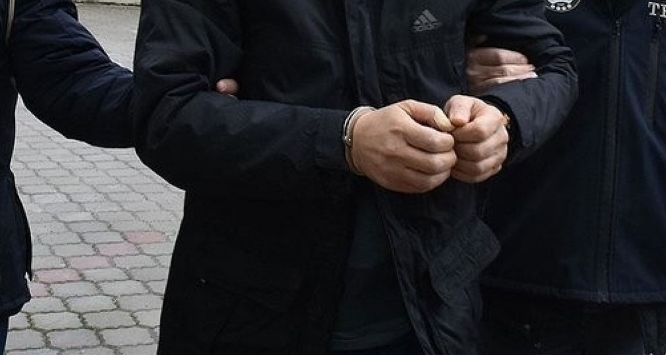 Küçükçekmece’de faaliyet gösteren ’10 Kardeşler’ çetesine operasyon: 42 gözaltı