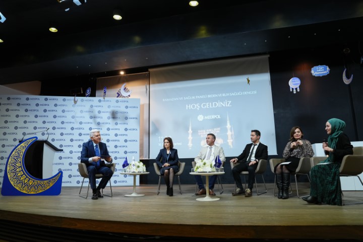 Ramazan ayında reflü artıyor: Uzmanından sahur uyarısı