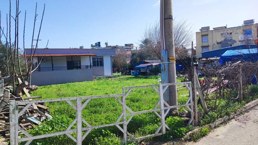 Zeydan Karalar’ın teyzesinin vekalet verdiği şahıs kaçak ev yaptırdı