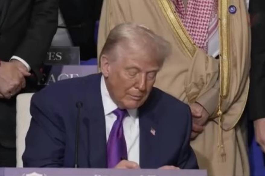 Trump, Gazze Barış Kurulu’nun çalışmalarını güvence altına alan belgeyi imzaladı