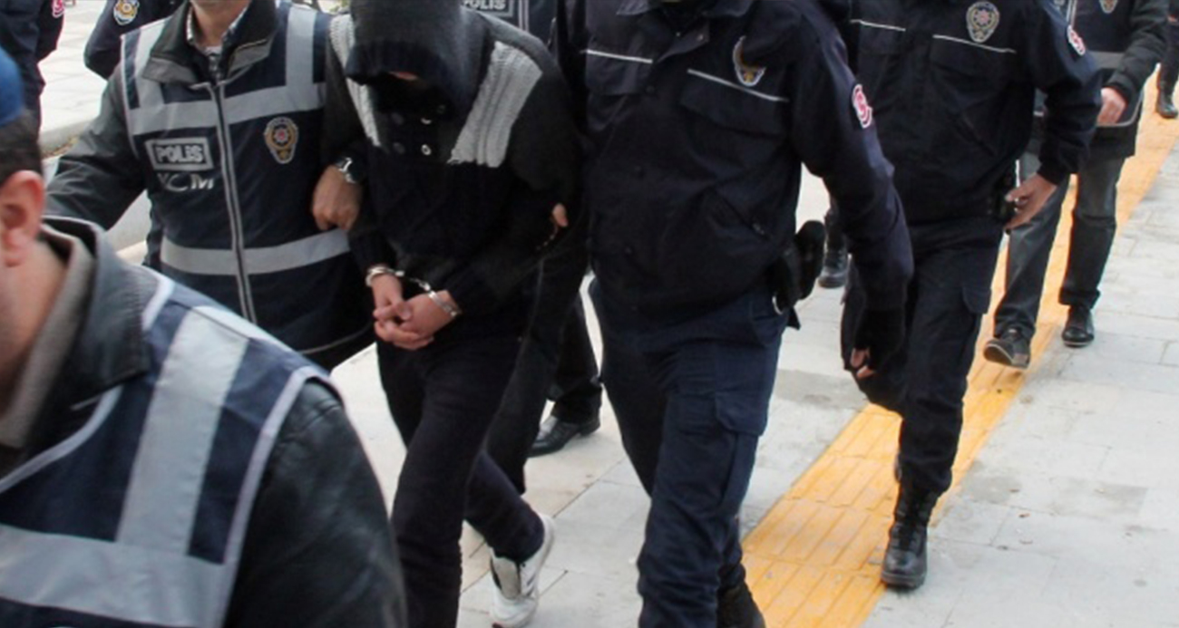 İstanbul merkezli 9 ilde düzenlenen bahis operasyonunda 31 şüphelinin yakalandığı bildirildi.