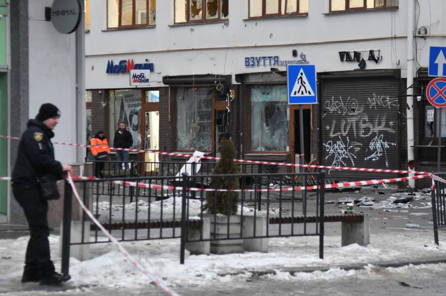 Ukrayna saldırısı nedeniyle Moskova’da uçuşlar kısıtlandı