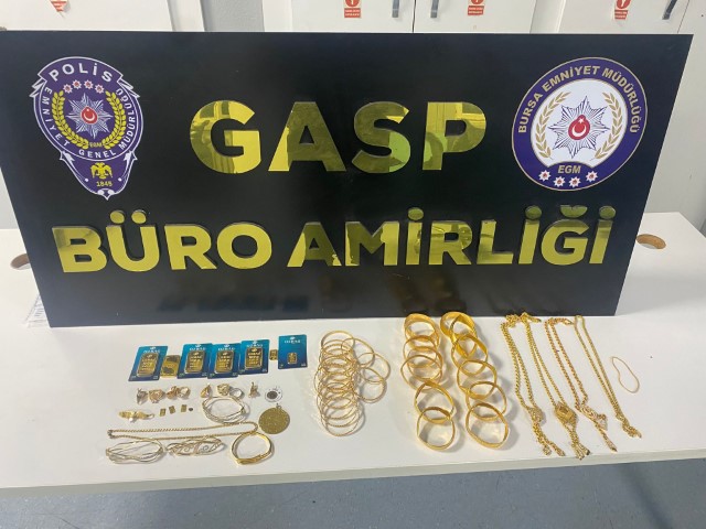 Bursa’da soygun senaryosunu polis yutmadı...20 milyonluk sahte gasp planı çökertildi: 5 kişi tutuklandı