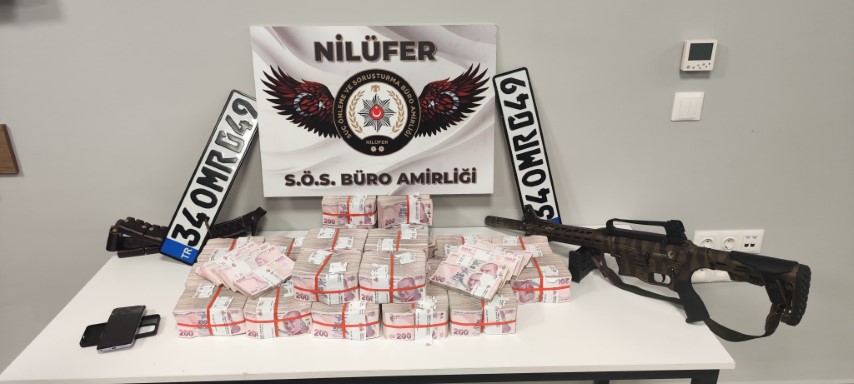Bursa’da soygun senaryosunu polis yutmadı...20 milyonluk sahte gasp planı çökertildi: 5 kişi tutuklandı