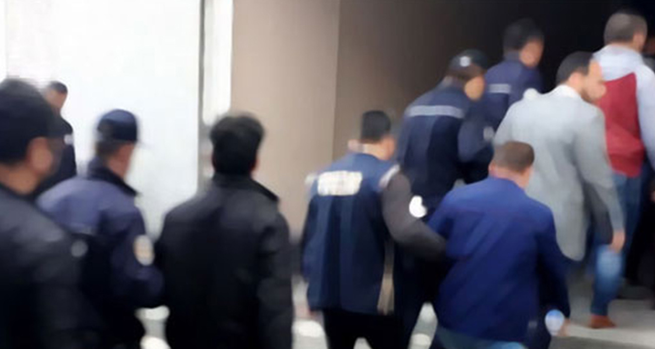 Milli İstihbarat Teşkilatı (MİT) ve Emniyet Genel Müdürlüğü’nün ortak operasyonu ile Türkiye’de eylem hazırlığında olan 4 DHKP-C mensubu yakalandı.