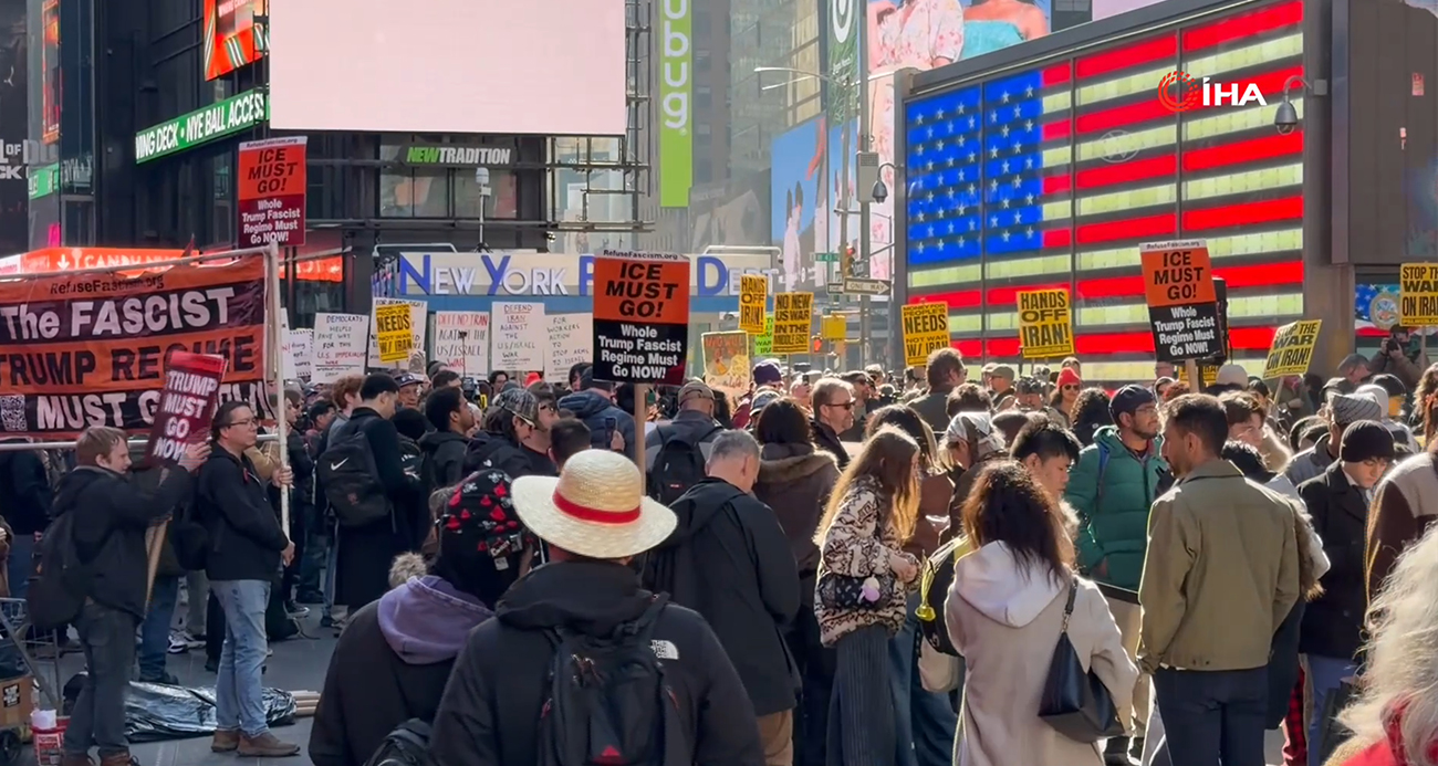 ABD ve İsrail'in İran saldırıları New York'ta protesto edildi