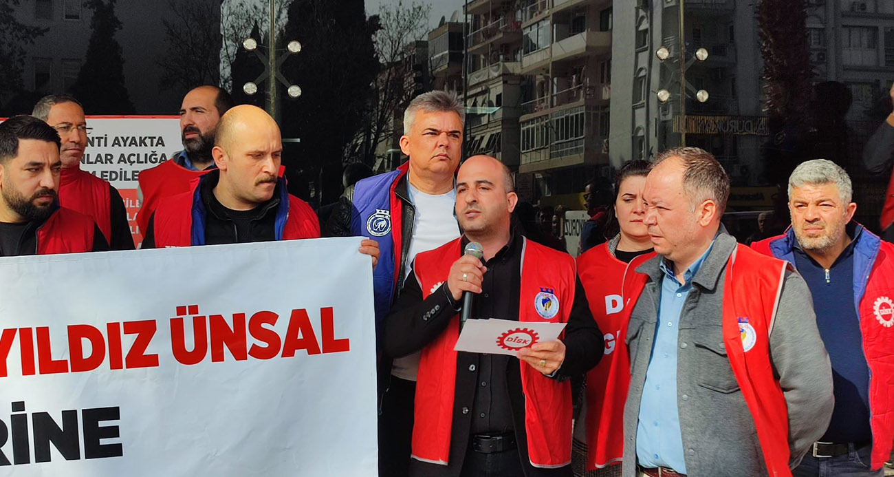 Polisten muhabire şerit dışında müdahale