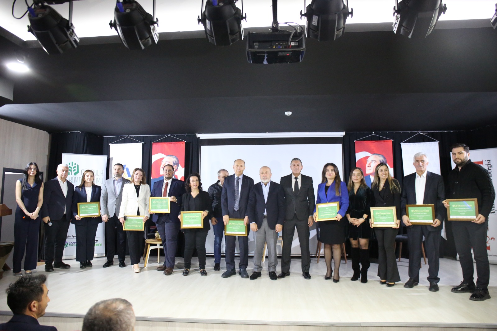 İhlas Ambalaj’a yeşil ekonomi ödülü