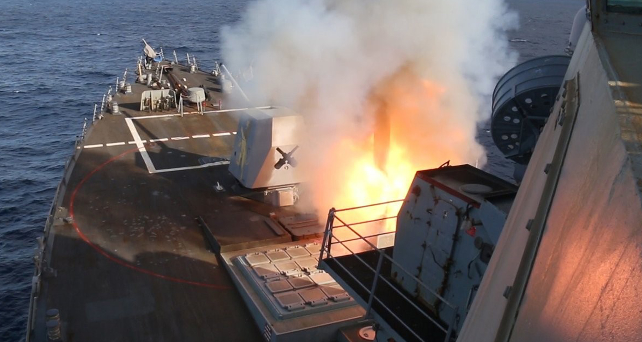 ABD ordusu: "İran'da bin 700'den fazla hedef vuruldu"