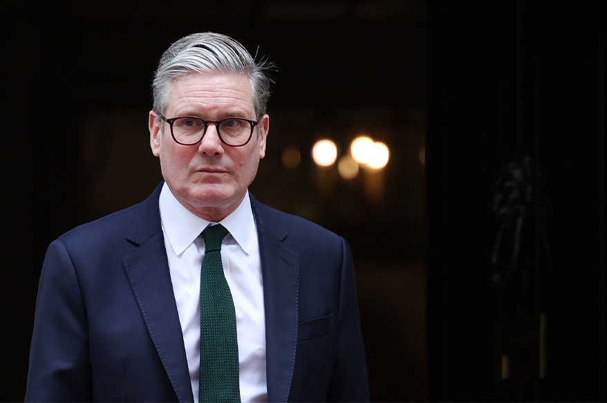 İngiltere, Kıbrıs Adası çevresine savaş gemisi konuşlandıracak