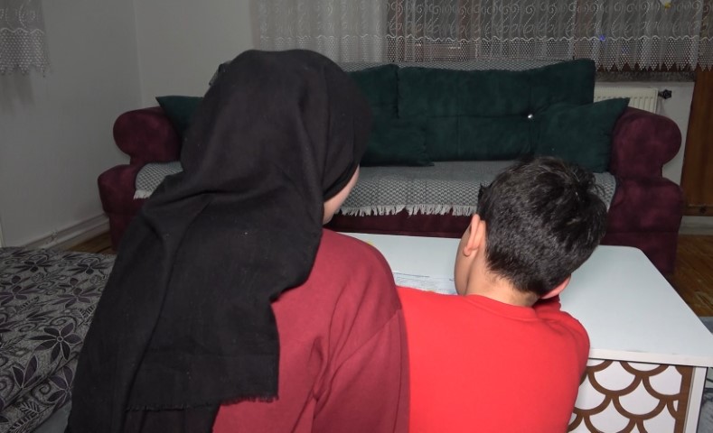 Maaşına zam istedi, işinden oldu: Taksi şoförü kadın neye uğradığını şaşırdı