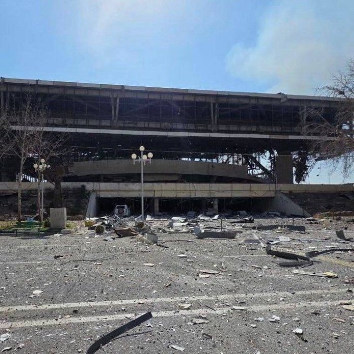 Tahran’daki Azadi Spor Kompleksi ABD ve İsrail saldırılarında ağır hasar aldı