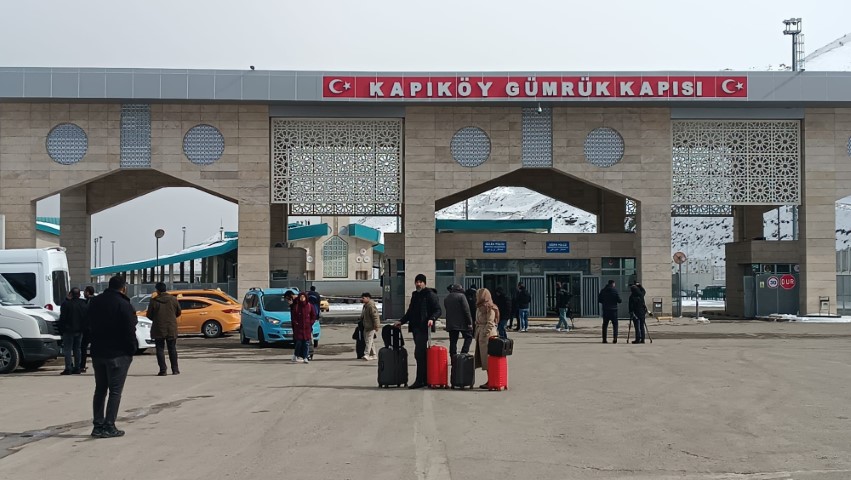 Savaş sonrası İranlılar ülkelerine dönüyor