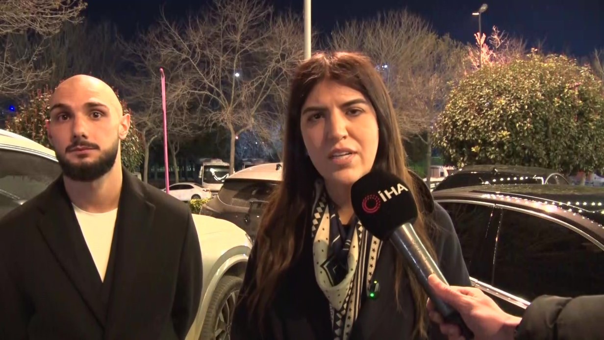 AK Parti İstanbul Milletvekili Derya Ayaydın’dan, gençlere milli futbolcuyla sürpriz ziyaret