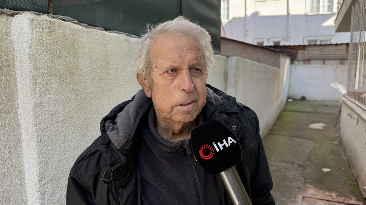 İznik Gölü’nde sular çekildi...Bir tarihi eser günyüzüne çıktı