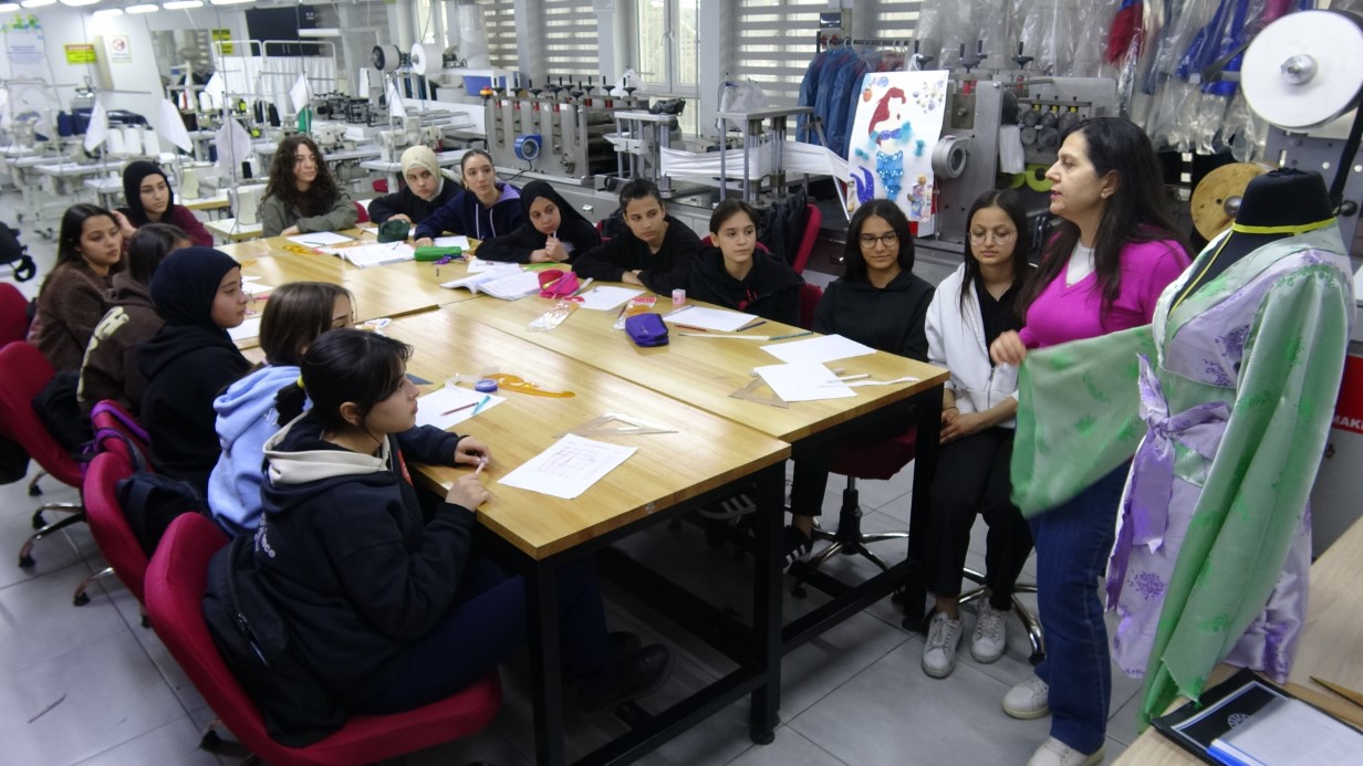 Mezun olduğu lisede 30 yıldır öğretmenlik yapıyor