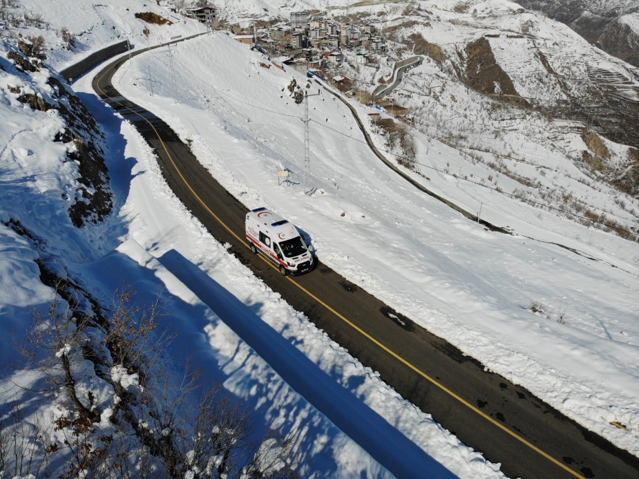 Siirt’in tek kadın ambulans şoförü zorlu coğrafyada hayat kurtarıyor
