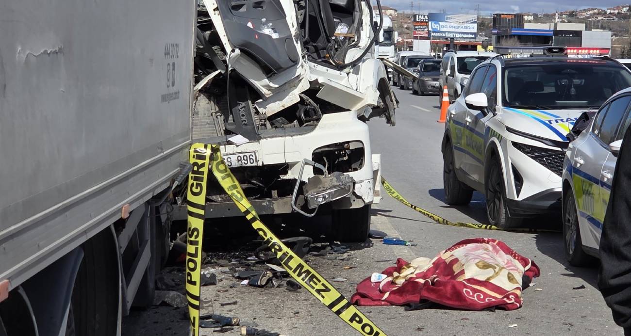Ankara’da tıra çarpan tanker şoförü hayatını kaybetti